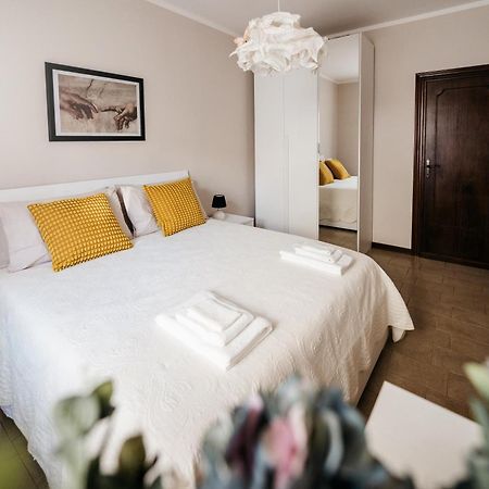 Casa Alice Lucca Centro Apartment ภายนอก รูปภาพ